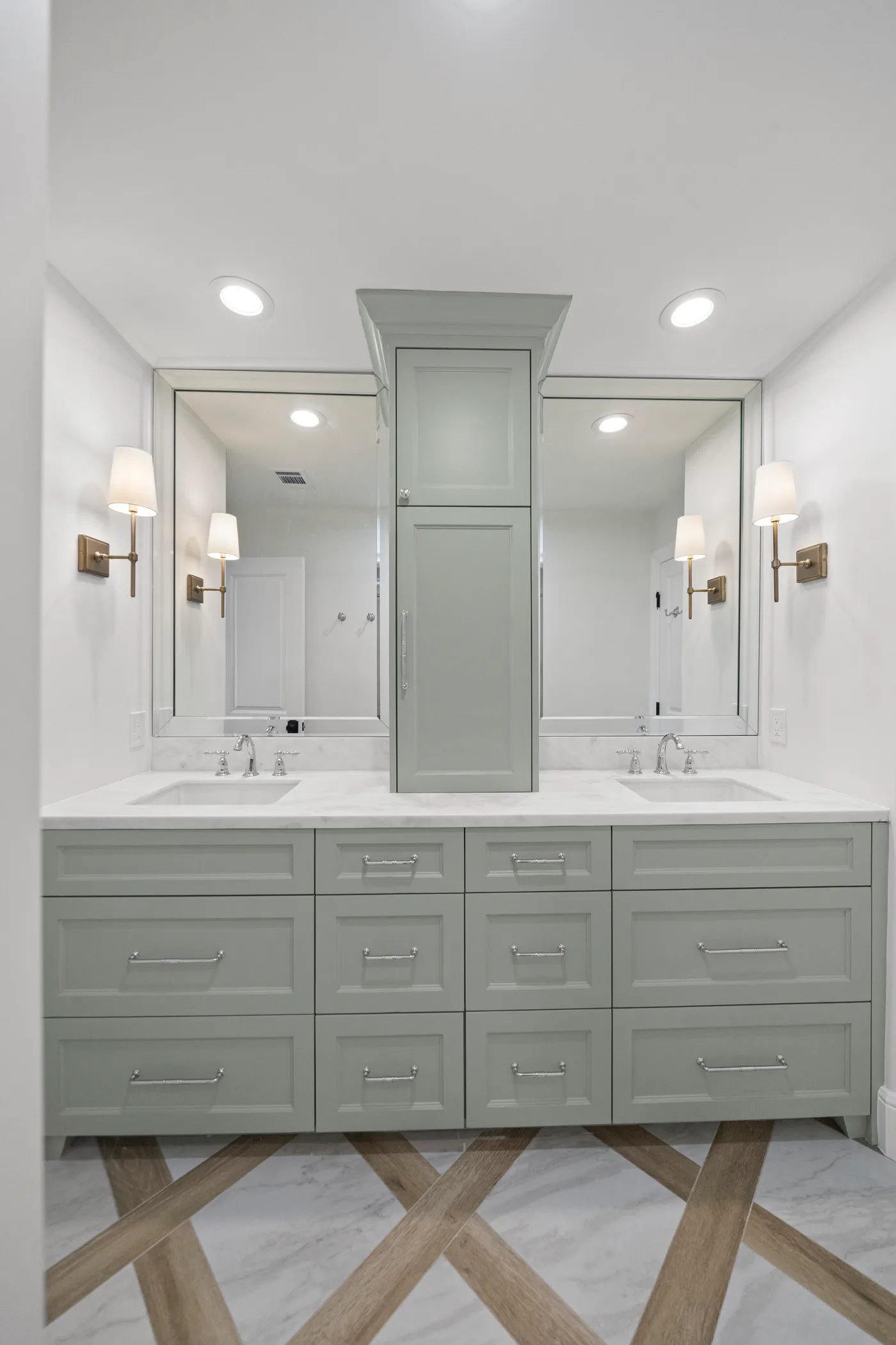 Portglen Residence, image 1
