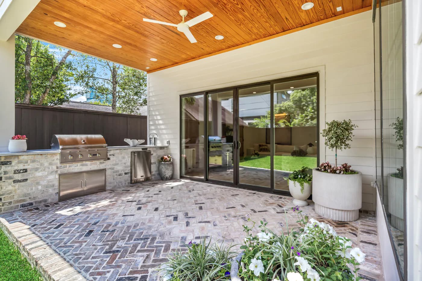 Sul Ross Residence, image 6