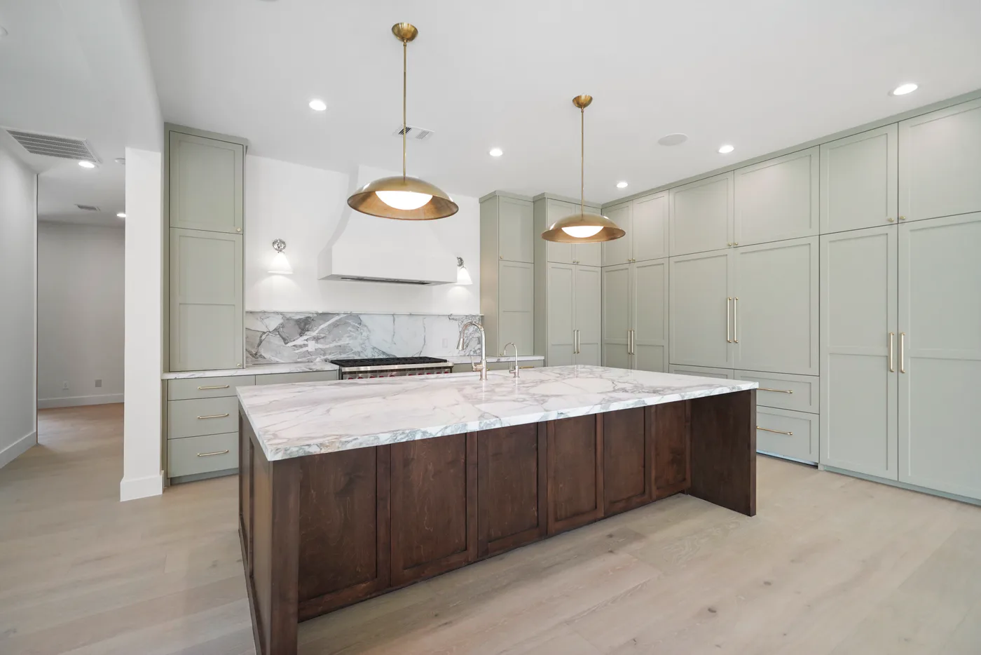 Wedgewood Residence, image 3